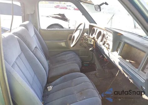 1988 Ford Ranger z USA, uszkodzony, nr VIN 1FTBR10A3JUD76778